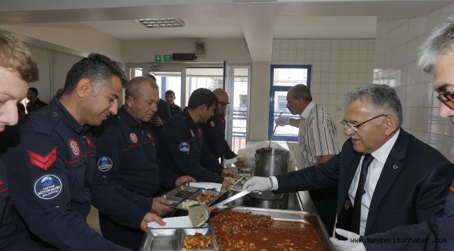 Başkan Büyükkılıç, İtfaiye Teşkilatıyla 