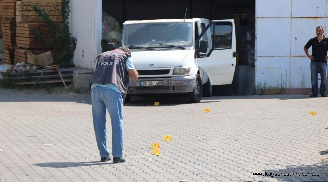 Kavga Eden Köpekleri Ayırmak İsterken Katil Oluyordu 