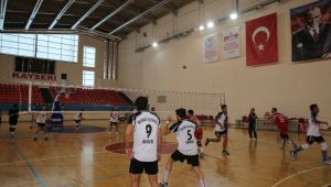 Melikgazi Belediyespor Voleybol Takımı 2. Lig'de 