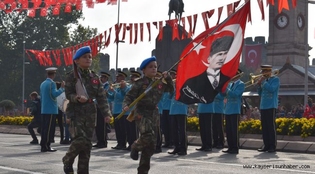 Kayseri'de Cumhuriyet Bayramı coşkusu