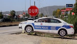 Bu da oldu! Maket trafik aracını soydular