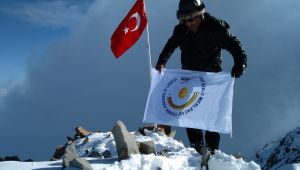 Erciyes'in Zirvesinde Öğretmenler Günü