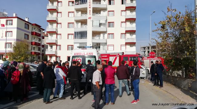 Turgut Reis mahallesindeki yangın itfaiye ekiplerini harekete geçirdi