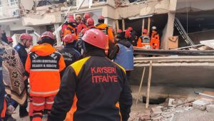 Kayseri itfaiye deprem bölgesindeki görevini tamamladı