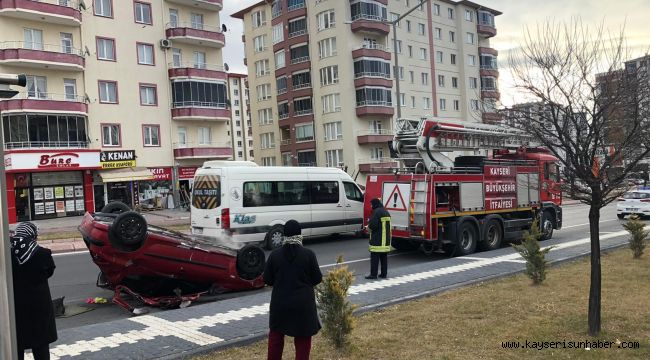 Takla Atan Otomobilden Hafif Yaralı Olarak Kurtuldu