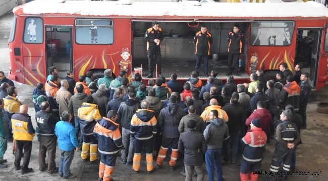 Kocasinan çalışanlarından nefes kesen yangın tatbikatı