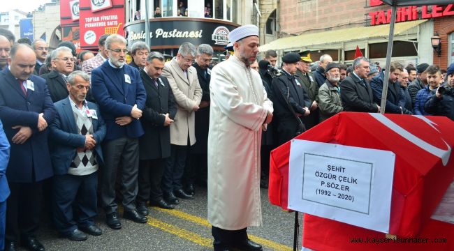 Şehit Özgür Çelik son yolculuğuna uğurlandı