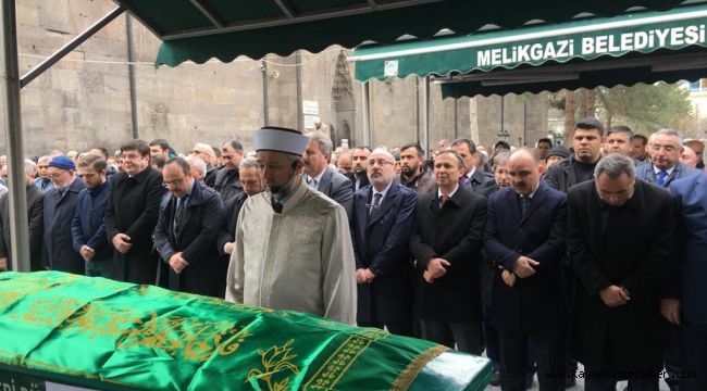 Kayseri İl Müftüsü Şahin Güven babasının cenaze namazını kıldırdı