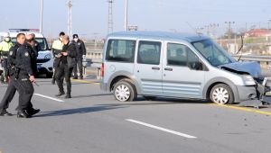 Polis memuru, nöbet dönüşü kazada yaralandı