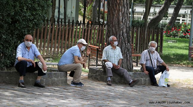 65 yaş üstü vatandaşlar dördüncü kez sokakta