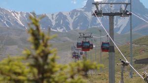 Erciyes'te teleferik tesisleri hizmete açıldı