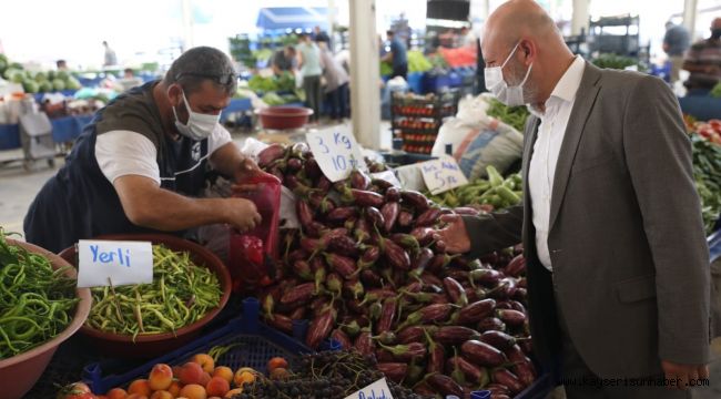 Başkan Çolakbayrakdar mesaiye pazarda başladı