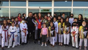 Zehra Kaygısız Taekwondo Avrupa üçüncüsü oldu