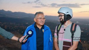 Başkan Büyükkılıç: "Ali Dağı, dünyada en önemli yamaç paraşüt merkezlerinden birisi"