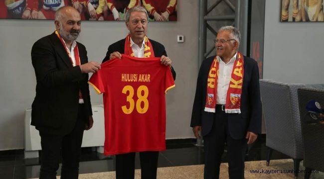 Bakan Akar'dan Kayserispor'a ziyaret