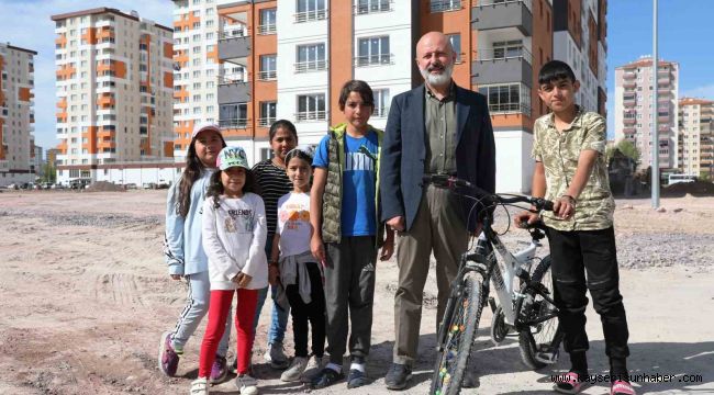 Başkan Çolakbayrakdar; "Kentsel dönüşümü, sosyal odaklı yapıyoruz"