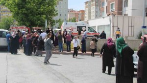 Çocuğunu kurtarmak isteyen anne kucağındaki çocuğu ile 13. kattan düştü: 3 ölü