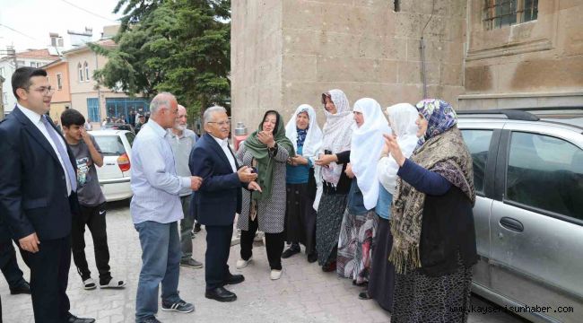 Başkan Büyükkılıç'a mahalle ziyaretlerinde yoğun ilgi