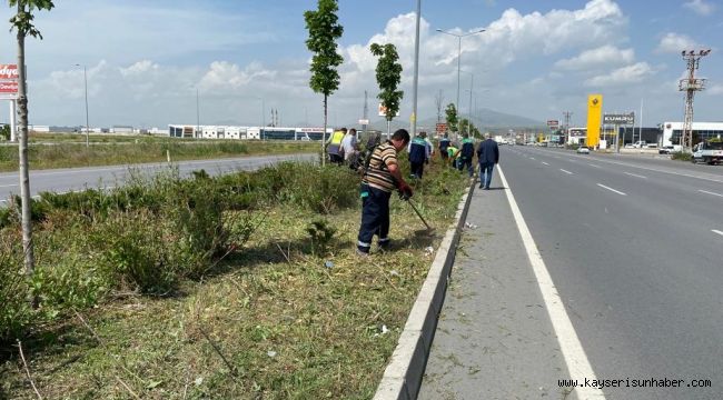 Kayseri'de Yabancı Otlarla Mücadele