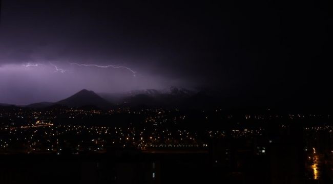 Meteoroloji'den 'gök gürültülü sağanak yağış' uyarısı