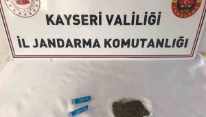 Baca Deliğinde Uyuşturucu Yakalandı