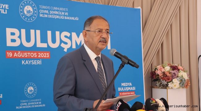 Bakan Özhaseki: "İstanbul'da 1 buçuk milyon bağımsız birim çok riskli gözüküyor. 600 bini ilk etapta yıkılacak konutlar olarak önümüzde duruyor"