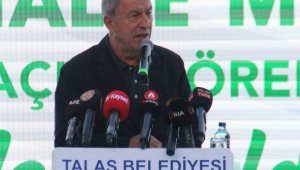 Hulusi Akar: "Teröristlerin hiçbir şekilde yaşama şansı yok. Ya adalete teslim olacaklar ya da yok olup gidecekler"