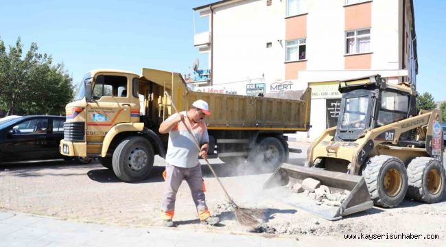 Melikgazi mahallelerde genel temizlik çalışmasına başladı