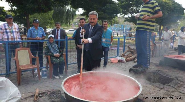 Melikgazi'de geleneksel salça kaynatma günleri başlıyor