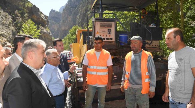 Başkan Büyükkılıç'tan ulaşımını sıcak asfaltla buluşturduğu Kapuzbaşı Şelalesi'ne davet