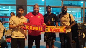 Kayserispor'un yeni transfleri Kayseri'ye geldi