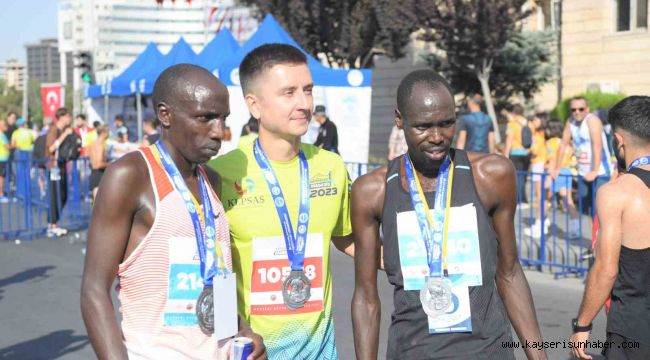 Uluslararası Yarı Maratonuna İlkler Damga Vurdu