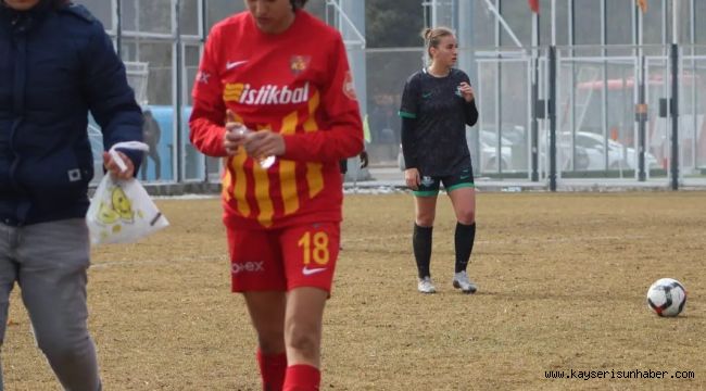 ZeynepBilir, U17 Kız Milli Takımı'na çağrıldı