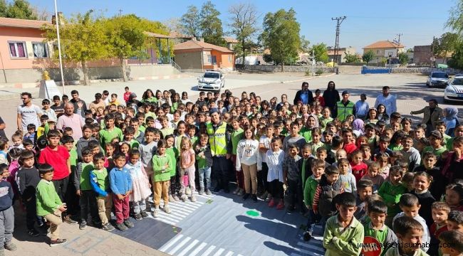 Jandarma Öğrencilere Trafik Bilinci Aşıladı