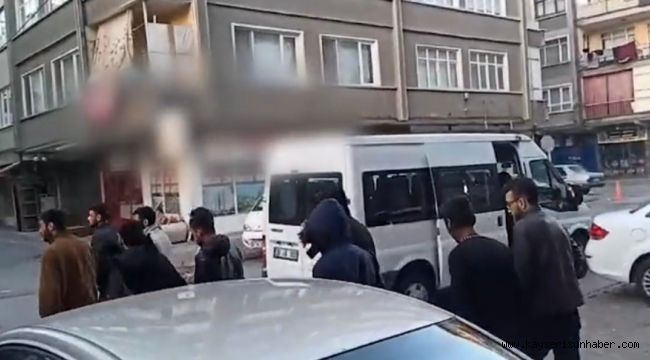 Kayseri'de ülkeye yasadışı yollarla giren şahıslara eş zamanlı operasyon: 21 gözaltı