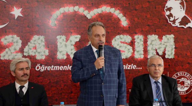 Başkan Yalçın: "100. yılın öğretmenlerini yürekten kutluyorum"