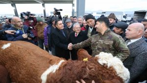 Büyükkılıç, İç Anadolu'nun en büyük Canlı Hayvan Borsası ve Pazar Yeri'ni ziyaret etti