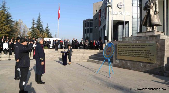 ERÜ'de 10 Kasım Atatürk'ü Anma Töreni gerçekleştirildi