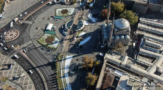 Kayseri'ye mevsimin ilk karı yağdı