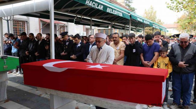 Kıbrıs Gazisi son yolculuğuna uğurlandı