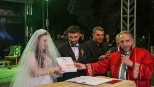 Talas'ta nikah, rekora gidiyor