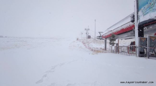 Erciyes'te kar sevinci