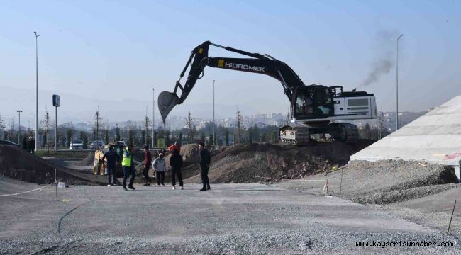 Kayseri'ye Türkiye'nin ikinci büyük BMX parkuru