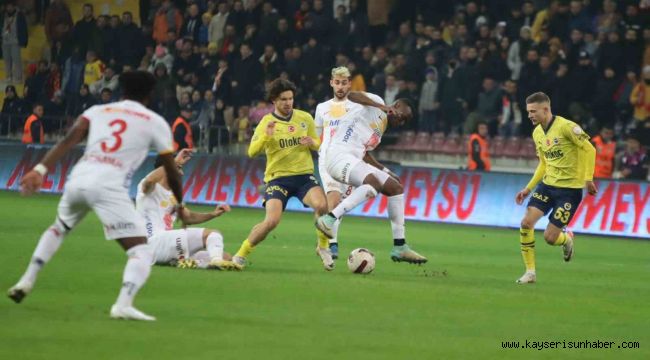 Trendyol Süper Lig: Kayserispor: 3 - Fenerbahçe: 4