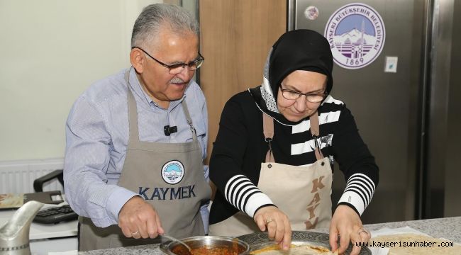 Başkan Büyükkılıç, eşi ile 'Kayseri Yağlaması' yaptı