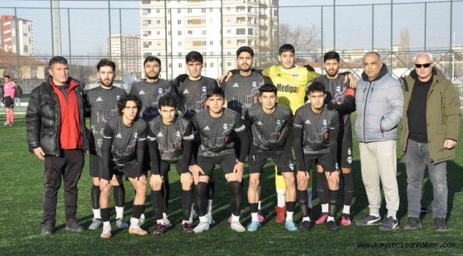 Kayseri Atletikspor, ligi namağlup bitirdi