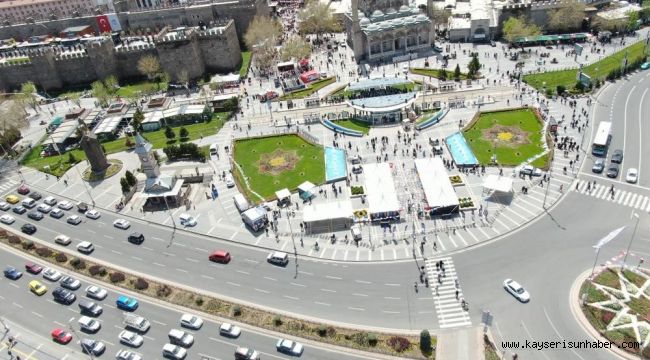 Kayseri'de vatandaşlar ilçelere döndü, nüfusları arttı