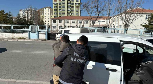 Polis ekiplerinden okul çevresinde 'uyuşturucu' denetimi