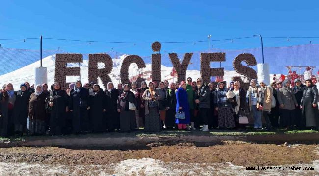 KAYMEK'ten Erciyes Dağı'na hiç gitmeyen 55 kadına jest