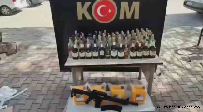 Alkol kaçakçılarını boş şişeler ele verdi